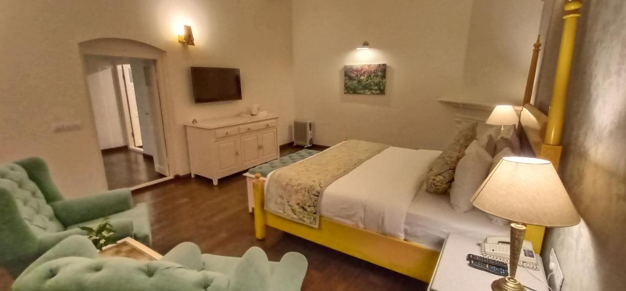 ไพน์ รีทรีต Hotel มัสซูรี ภายนอก รูปภาพ